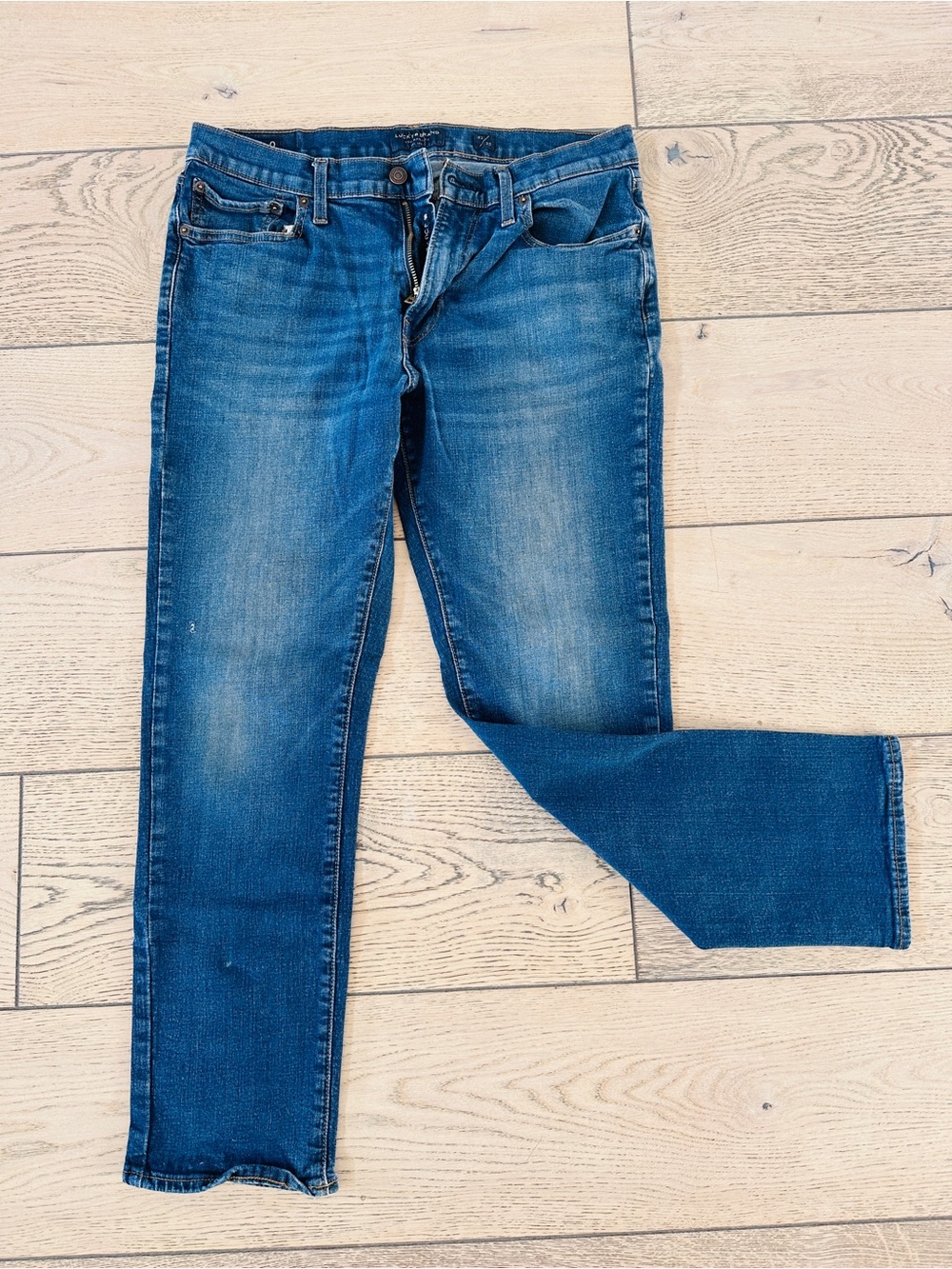 Lucky Brand Medium Blue Denim Jeans